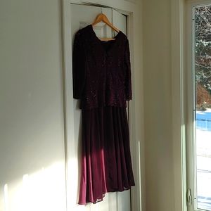 Never Worn Size 12 Evening Gown (Mauve)